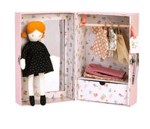 Carica l'immagine nel visualizzatore di Gallery, Valigetta Armadio + bambola + vestiti Les Rosalies Moulin Roty