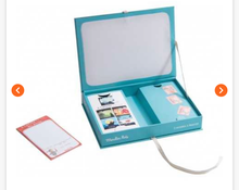 Carica l'immagine nel visualizzatore di Gallery, COFANETTO dischi CINEMA contes du soir 5 STORIE torcia che proietta storie MOULIN ROTY età 4+