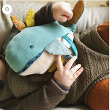 Carica l'immagine nel visualizzatore di Gallery, Balena musicale
