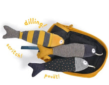 Carica l'immagine nel visualizzatore di Gallery, Sardine in scatola -set ludico
