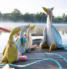 Carica l'immagine nel visualizzatore di Gallery, Oca gialla
