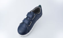 Carica l'immagine nel visualizzatore di Gallery, IW Grass Court trainer  Navy
