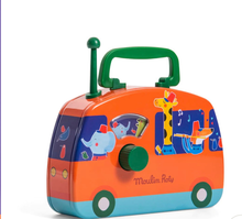 Carica l&#39;immagine nel visualizzatore di Gallery, Carillon autobus in latta Moulin Roty
