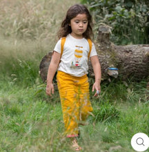 Carica l'immagine nel visualizzatore di Gallery, T-shirt bambina Little Green Radicals
