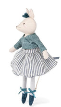 Carica l&#39;immagine nel visualizzatore di Gallery, Bambola topolina Charlotte, La petite ècole de danse - Moulin Roty
